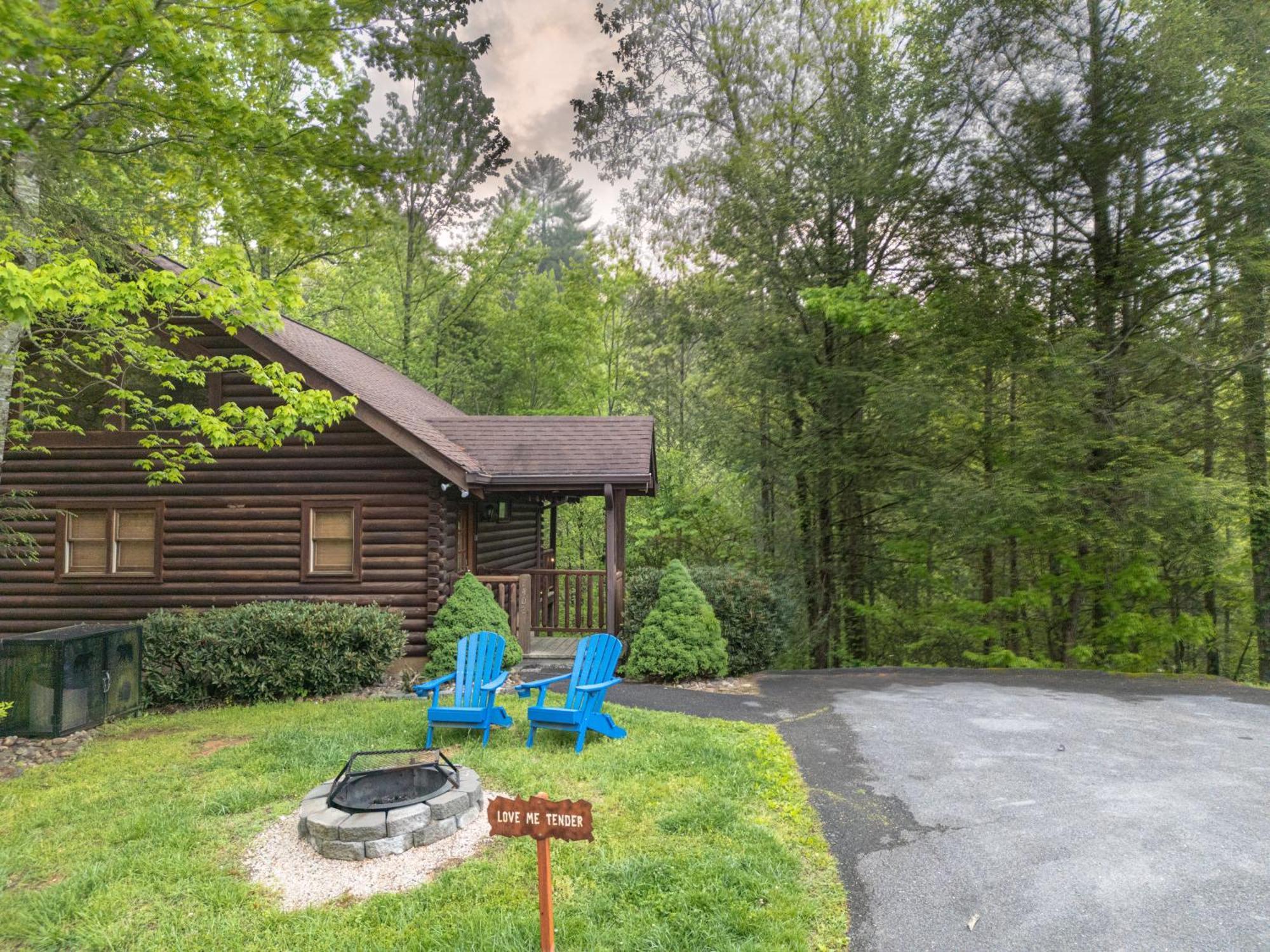 Love Me Tender Studio Cabin سيفيرفيل الغرفة الصورة