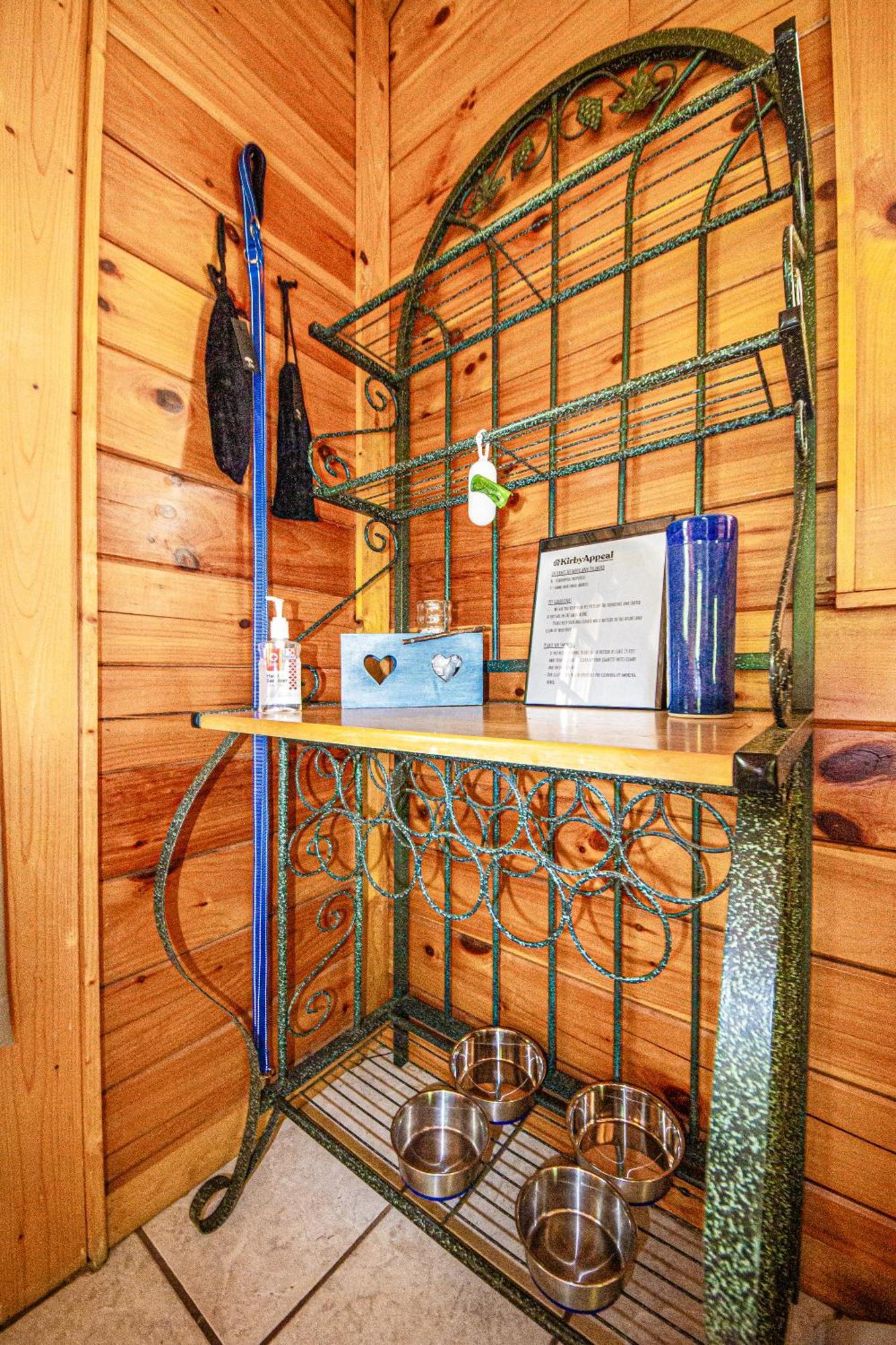 Love Me Tender Studio Cabin سيفيرفيل الغرفة الصورة